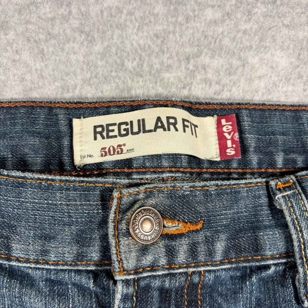 Levi's 505 Regular Fit Jeans Mens 34x32 Blue Straight Leg Denim Y2K